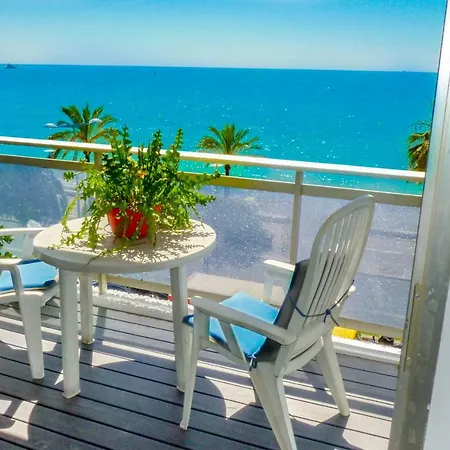 Incroyable 2 Pieces Vue Panoramique Sur La Mer Кань-сюр-Мер